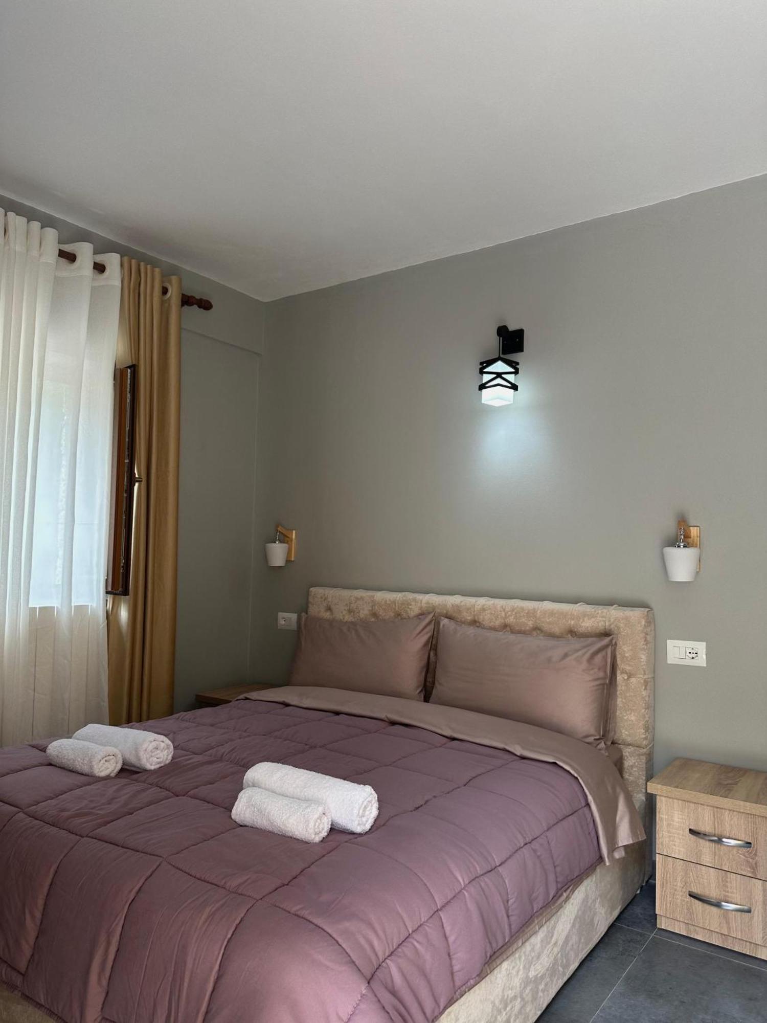 Hotel Bujtina Zici Theth Esterno foto